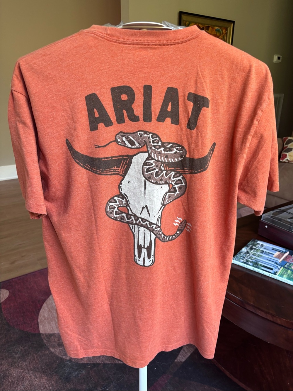 🚨 Ariat Mens XL Rust Orange Longhorn Skull Rattlesnake Graphic T-Shirt.